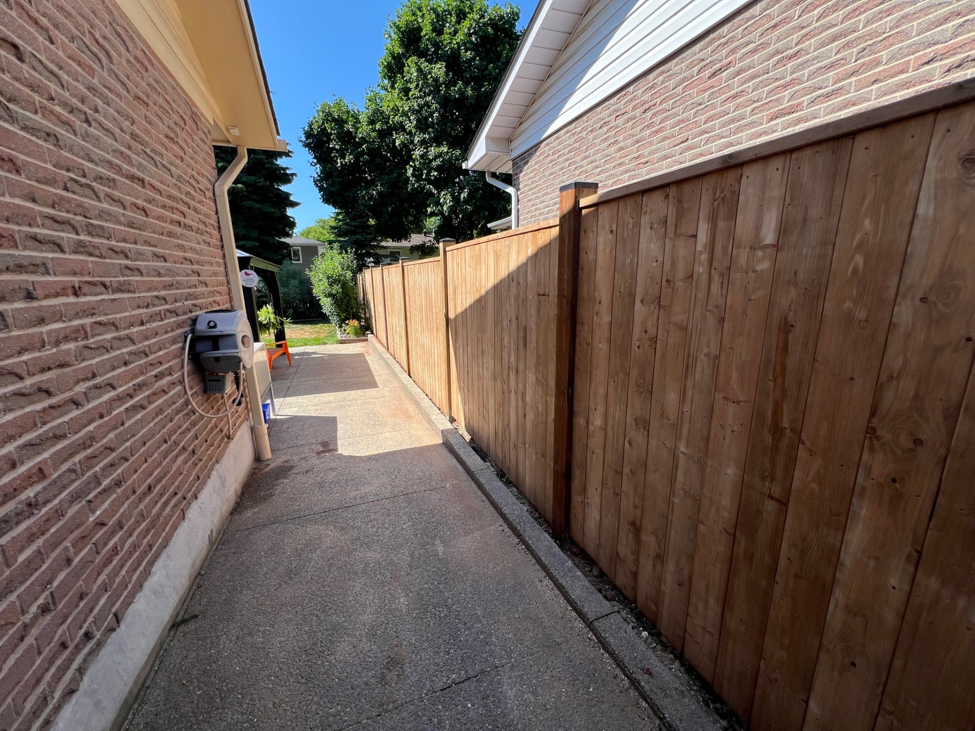 Privacy fence installation Toronto